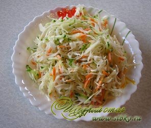 Овощной салат из свежей капусты